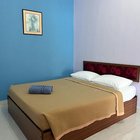 Rayyan'S Roomstay Pantai Kok Zewnętrze zdjęcie