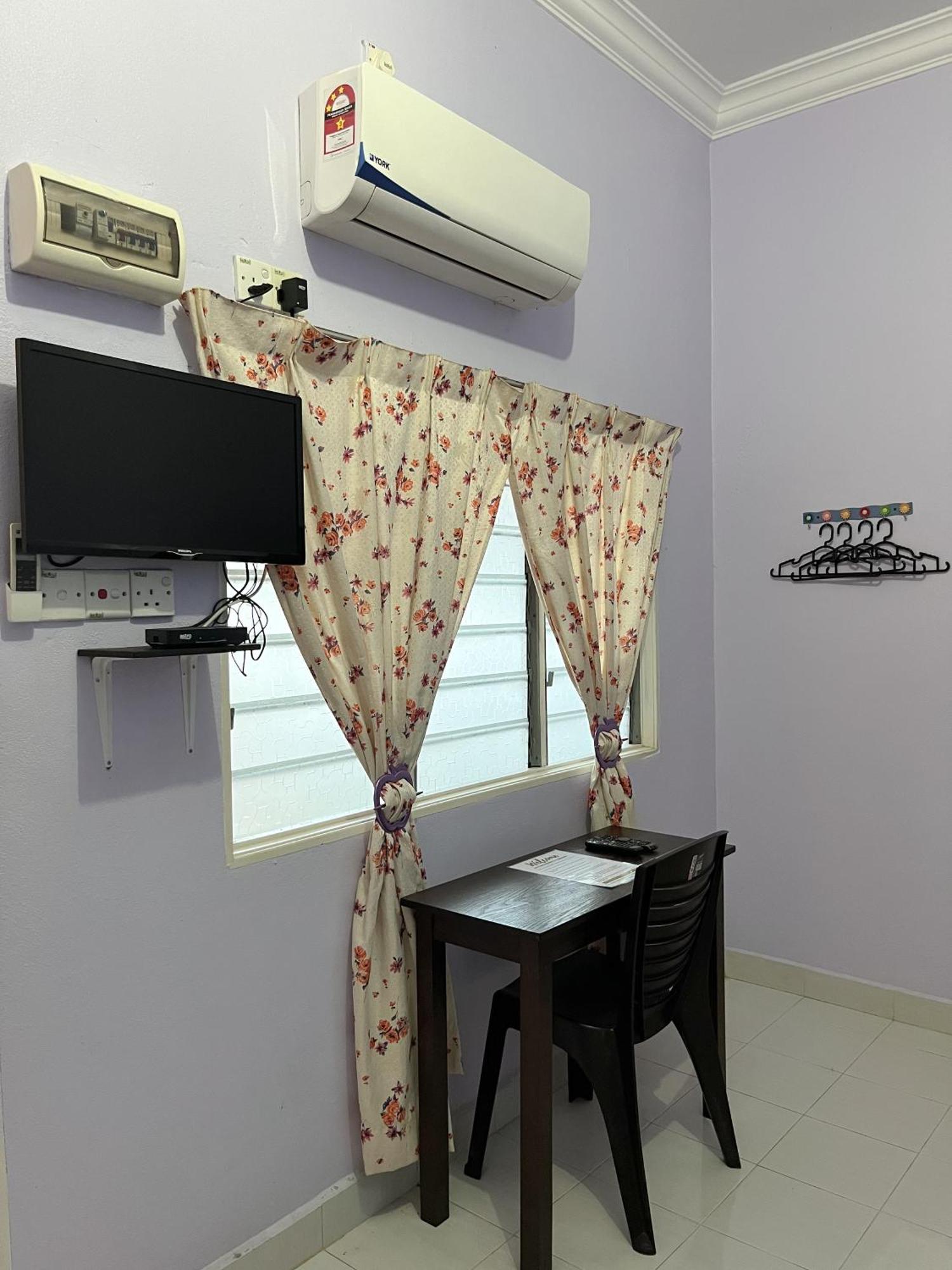 Rayyan'S Roomstay Pantai Kok Zewnętrze zdjęcie